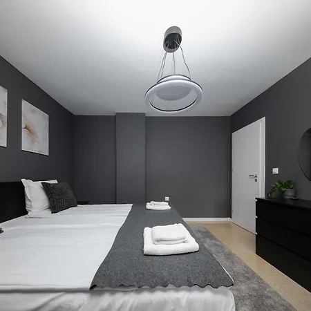 Apartman Spacious & Stylish 2bd Urban Retreat By Flat Manаger *