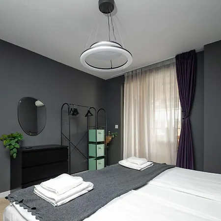 Apartman Spacious & Stylish 2bd Urban Retreat By Flat Manаger Szófia