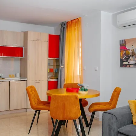 Apartman Spacious & Stylish 2bd Urban Retreat By Flat Manаger