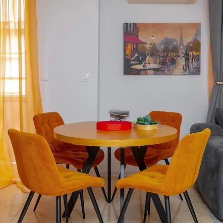 Spacious & Stylish 2bd Urban Retreat By Flat Manаger Apartman